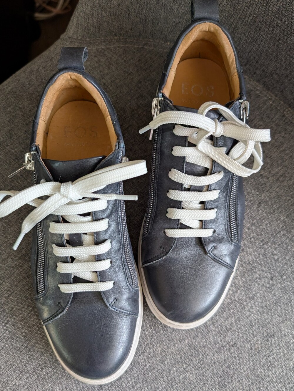 EOS Clarence low sneakers